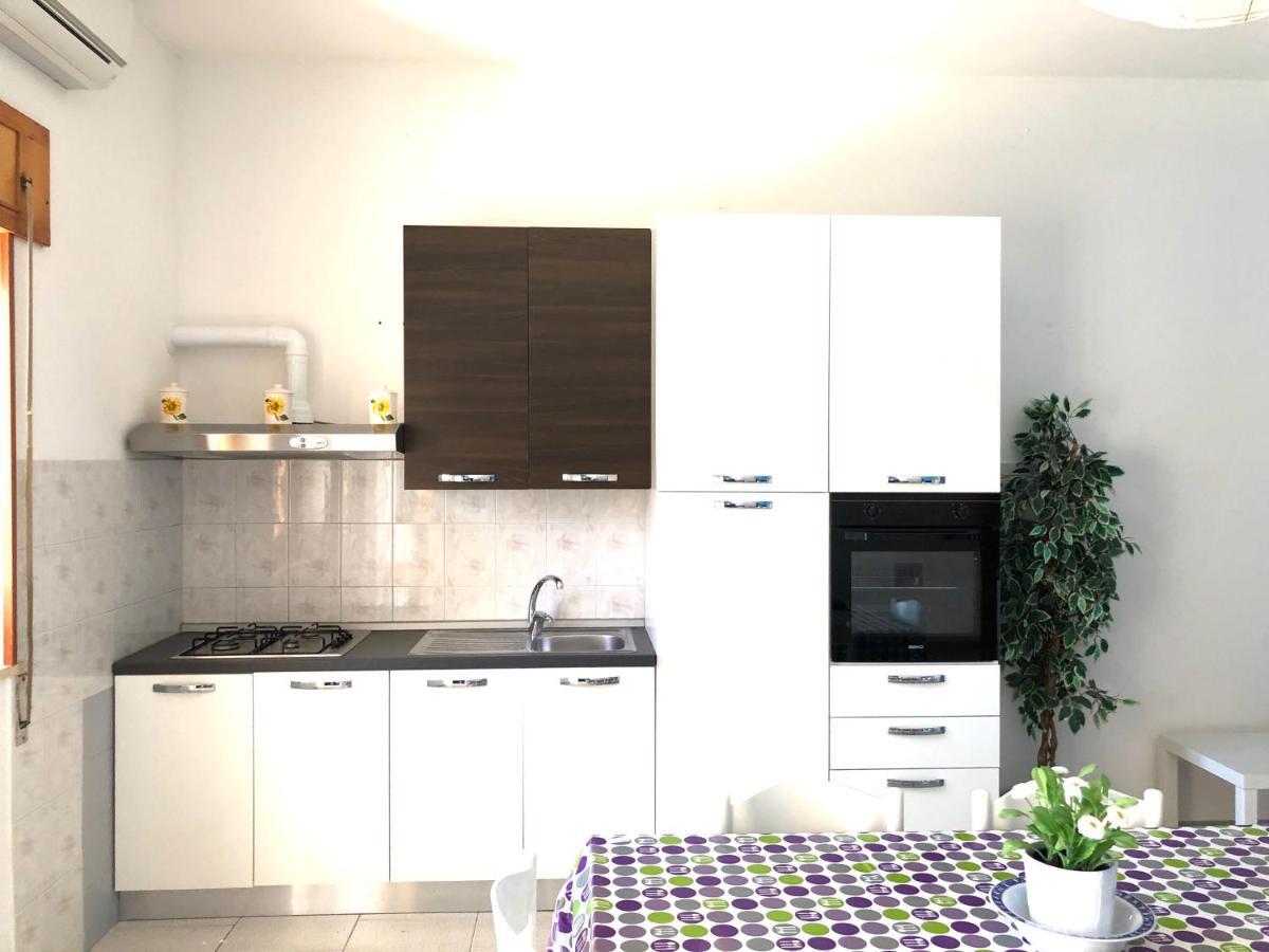 Appartamento Aria 150M Dal Mare 카스텔사르도 외부 사진